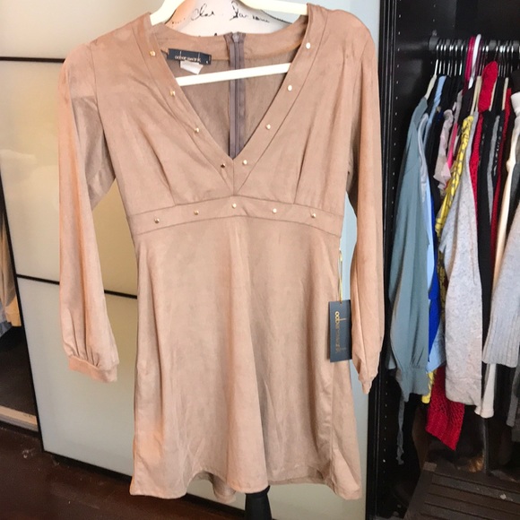 Faux suede dress NWT - Picture 4 of 7